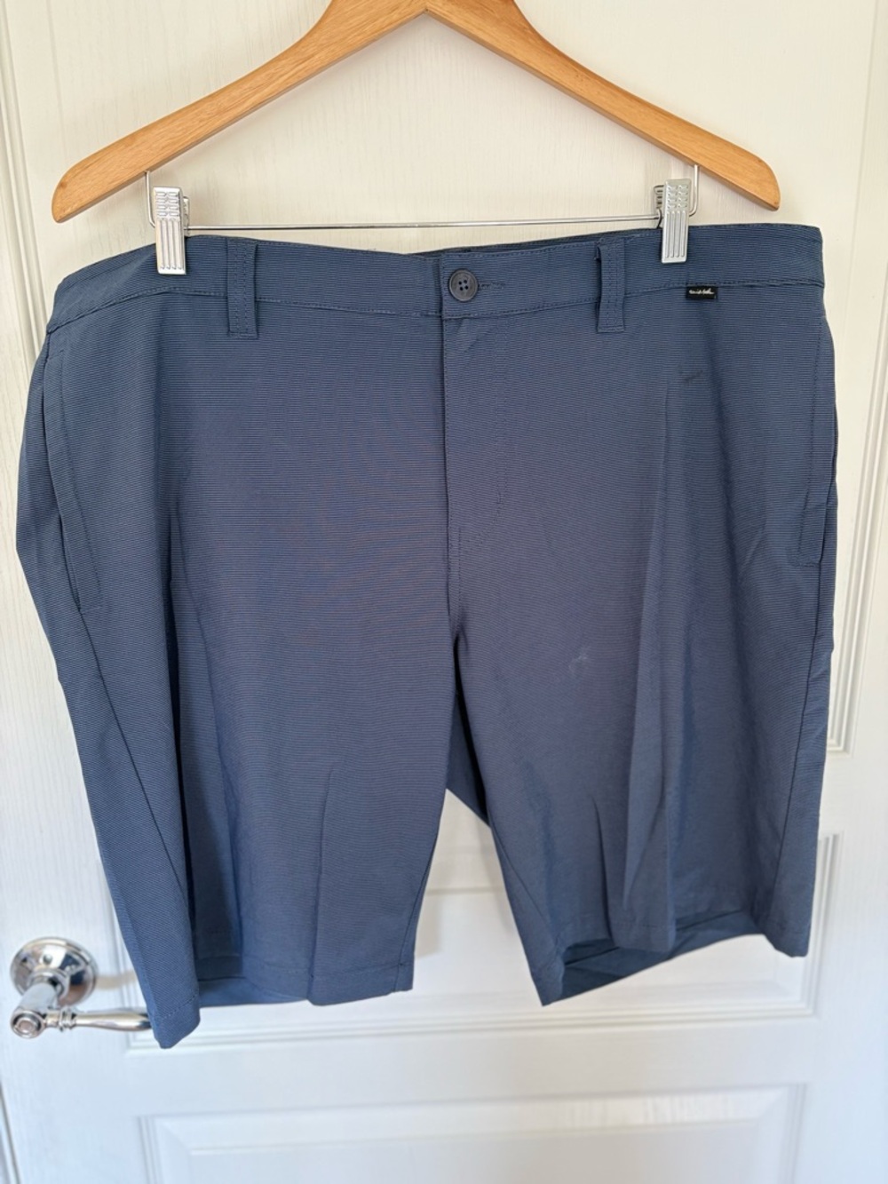 Travis Mathew Men's Dark Navy Flat-Front Shorts